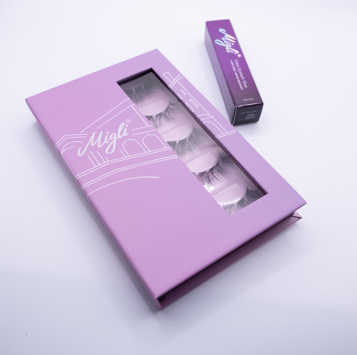 Migli lashes worn by celebrity makeup artists